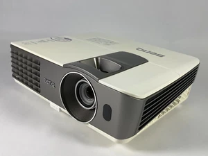 BenQ MX710 DLP Projector Portable 2700 Lumens 1080p HDMI AS IS Not Tested - Picture 1 of 7