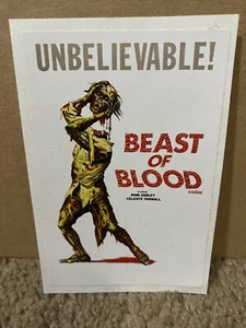 Bestie des Blutes Vinyl Aufkleber Horror 3" x 4" kostenloser Versand 80er Retro Slasher - Bild 1 von 1