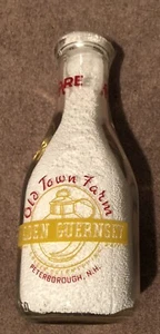 Old Town Farm Dairy Milk Bottle, Peterborugh, New Hampshire - Quart - Picture 1 of 8