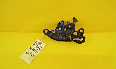 Nissan Frontier 2007-2016, Pathfinder, cierre de capó Xterra Foto 1 de 4