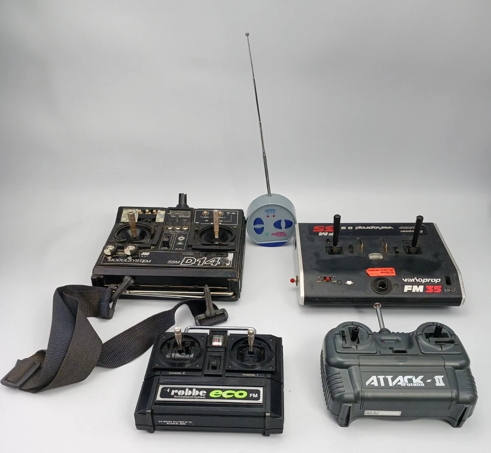 Graupner SSM D14, Varioprop 8S, Robbe Eco, Attack, Fernsteuerung, 5x Sammlung  - Bild 1 von 4