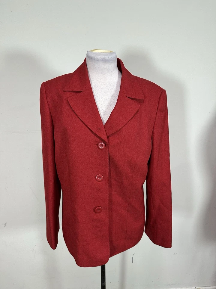 Jones Wear Women’s Red Color Long Sleeve Jacket Size 16  - Image 1 of 4