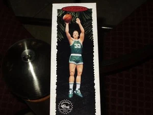 "Hoop Stars"" Hallmark Keepsake Ornamento Baloncesto ""Larry Bird"" 1996 Nuevo/En caja" - Imagen 1 de 3