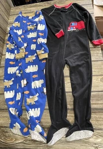 Size 5T Youth Boys Set of 2 Carter's Footie Pajamas - Picture 1 of 5