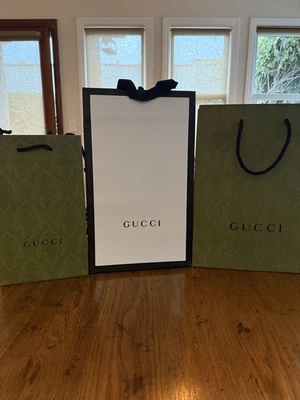 BOLSAS DE LA COMPRA GUCCI - BOLSAS DE REGALO - LOTE DE 3 VENDIDAS JUNTAS - AUTÉNTICAS Foto 1 de 4