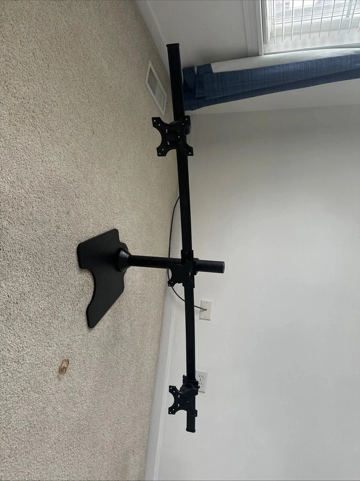 Triple Monitor Stand, Free Standing Three LCD Monitor Fully Adjustable - Image 1 of 1