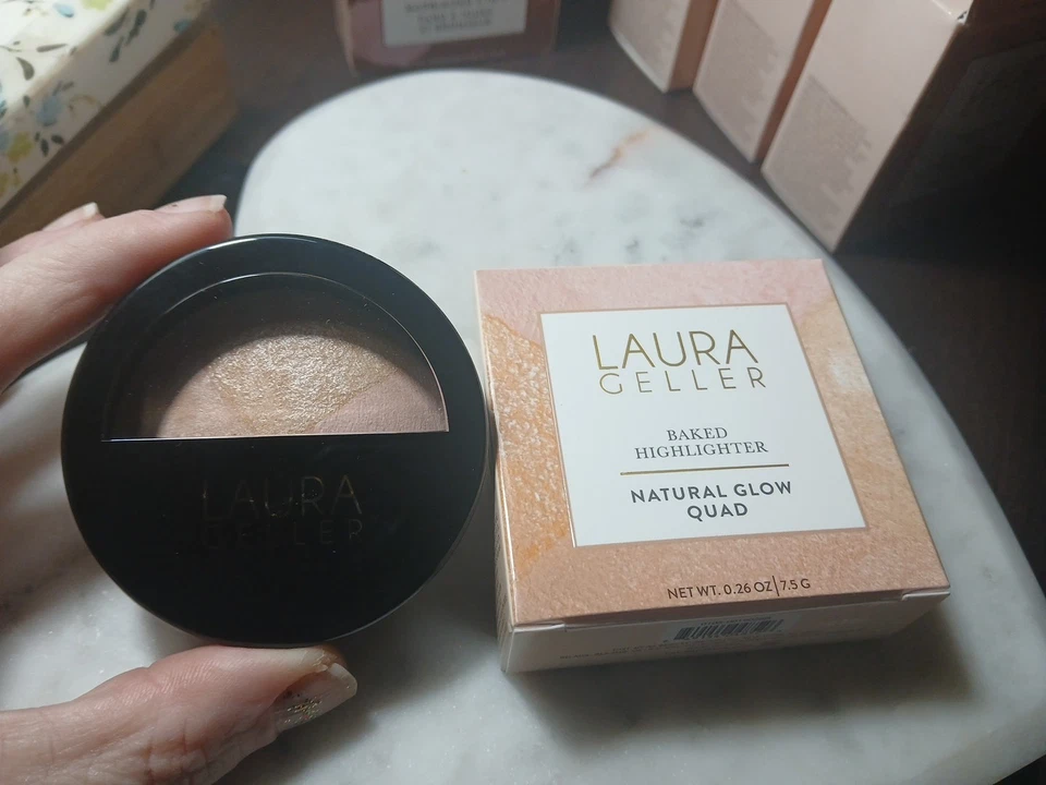 Laura Geller Baked Highlighter Natural Glow Quad French Vanilla Quad 0.26oz/7.5g - Image 1 of 1