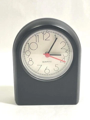 Black Plastic Quartz Travel Shelf Clock Working Condition Traditional Design Cover