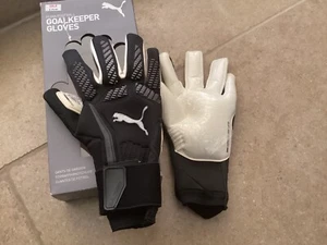GUANTES PUMA ULTIMATE 1 PORTERO NUEVOS CON ETIQUETAS TALLA 10 NEGRO PLATA - Imagen 1 de 3