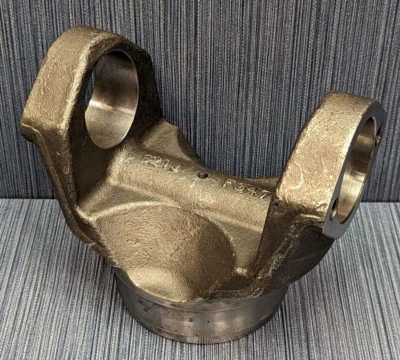 Neapco Weld Yoke Bearing Plate N6-28-347 - Image 1 of 3