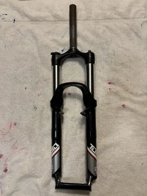 Rock Shox Tora SL Black 26” Vbrake Disc Cantilever 120mm Travel Solo Air Lockout - Image 1 of 4