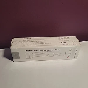 Neu Koi Beauty Professional Titan DermaStamp, vertikales Micro Skin Needling - Bild 1 von 1