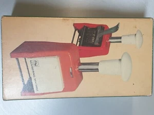Vintage NUMMERIERUNGSMASCHINE Modell 32 Made in England - Bild 1 von 3