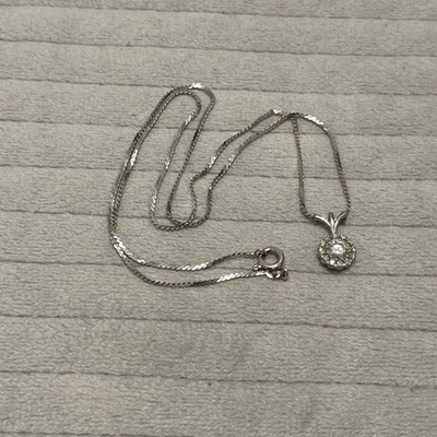 Collar colgante vintage con halo de diamantes de 0,5 quilates de Jabel de oro blanco de 14 k .75tcw Foto 1 de 4