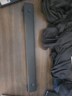 2002 - 2004 年日产 Frontier Xterra 乘客侧仪表板装饰黑色原始设备制造商 — 第 1/4 张图片