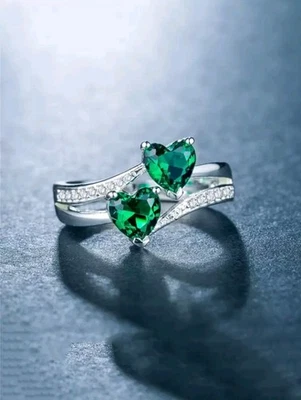 Silver-Plated Copper Double Green Rhinestone Hearts White Inlaid Size 6 - Image 1 of 3