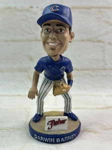 Chicago Cubs Darwin Barney #15 Wearing Golden Glove Bobblehead June 2013 BDA Inc - Picture 1 of 7
