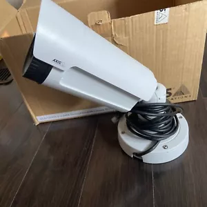 AXIS Q1931-E 13mm Lens Outdoor Thermal Network Camera 0601-001 - Picture 1 of 5