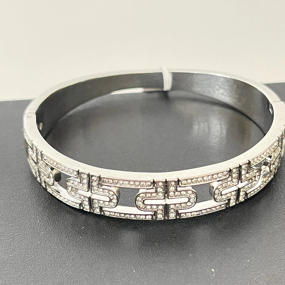 NOVA Pulseira Feminina Charter Club Dobradiça Bizantina Pulseira de Prata Cristais Joias - Imagem 1 de 4