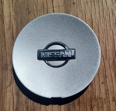 Nissan Maxima center cap 2009-2015 part number 999W1 7F150 Repainted - Image 1 of 3