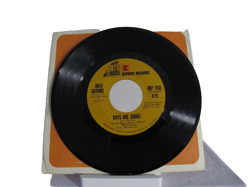 45 RECORD - ARLO GUTHRIE - DAYS ARE SHORT - Image 1 of 1