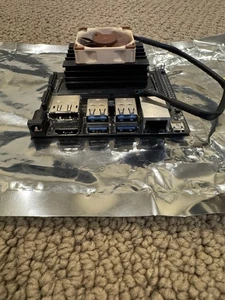 NVIDIA 945-13450-0000-100 Jetson Nano Board Kit di sviluppo per computer - Foto 1 di 2