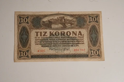 1920 Hungary 10 Korona Banknote Circulated (INV C) Cover