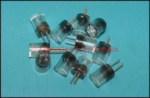 7 PCS TEKTRONIX 159-0102-00 (LITTELFUSE USA) FUSE 4/10A 125V PCB MOUNT - NOS - Picture 1 of 1