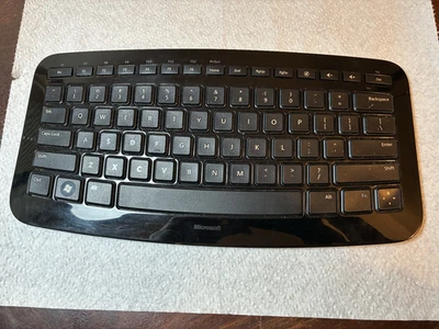 Microsoft Arc Black Keyboard, Model 1392, no dongle - Image 1 of 4