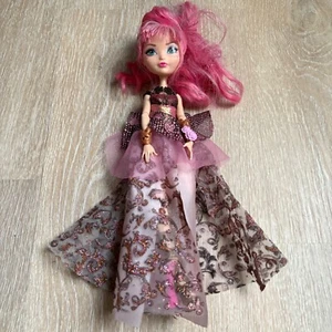2012 Mattel Ever After High Cupid Thronecoming Puppe, beweglich, 11 Zoll ohne Flügel - Bild 1 von 10