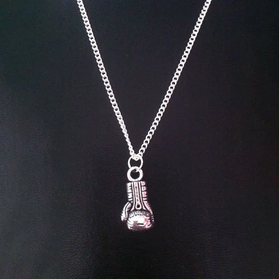 Collana Guantone Boxe Ciondolo catena Argento Pugile pugilato box da Uomo Donna - Immagine 1 di 4