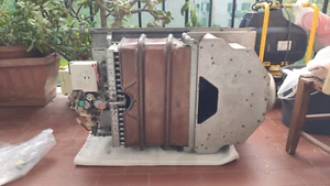 Scaldabagno a gas metano Junkers Bosch da revisionare - Foto 1 di 8