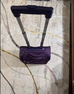 Cabin Flight Knight Lightweight 2 Wheel Soft Case Suitcase Luggage Purpl - Image 1 of 4