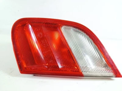Rückleuchte innen rechts Mercedes CLK W208 Rücklicht rechts innen 2088200664 - Bild 1 von 4