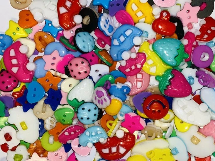 Knöpfe 200 Stück Motivknöpfe Kinderknöpfe Button Mix - Bild 1 von 1