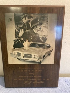 VINTAGE 1968-69 OLDSMOBILE 88 PLAQUE AD GREAT TIME TO GIVE COMMON CARS THE SLIP - Picture 1 of 13