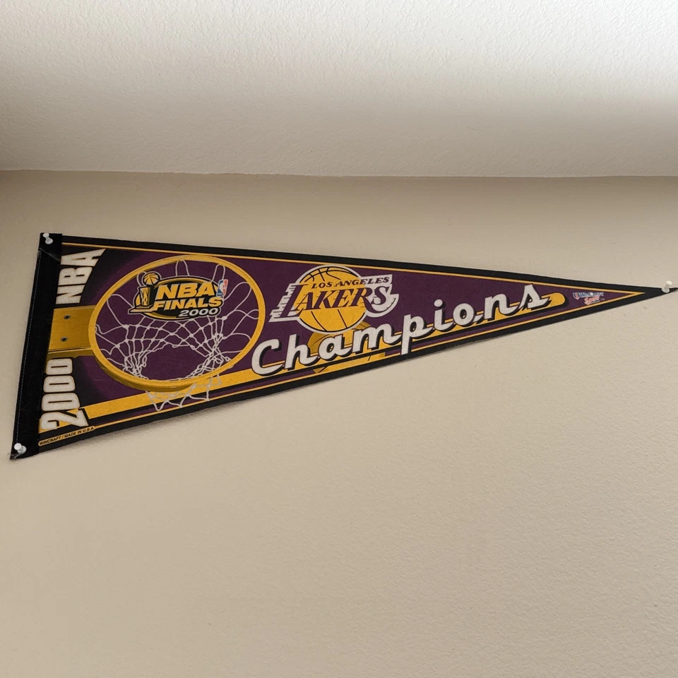 "Lote de 11 banderines pequeños de fieltro de 10"" vintage raro MINI LA LAKERS 2000 NBA CHAMPIONS" Foto 1 de 1