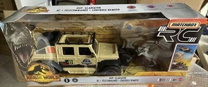 2022 Matchbox Jurassic World Dominion Jeep® Gladiator RC Model - Brand NEW - Picture 1 of 3