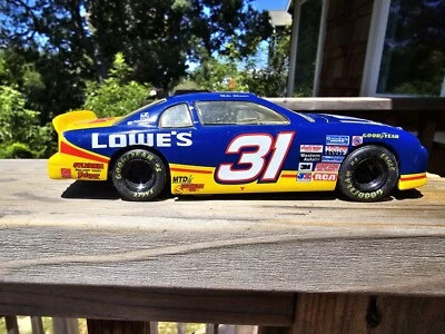 Mike Skinner #31 Lowe’s WIX Filters 1997 Chevrolet Monte Carlo 1:24 Scale NASCAR - Image 1 of 4