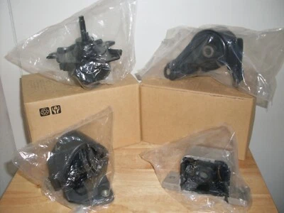 2002-2006 - SET OF 3 ENGINE & 1 TRANSMISSION MOUNTS FOR HONDA CR-V (2.4L, A/T) - Image 1 of 4