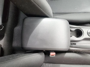 ISUZU DMAX CONSOLE CENTRE CONSOLE LID ONLY, PLASTIC, BLACK, RC, 05/12-06/20 - Picture 1 of 12