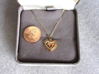 14k Gold Tri-Color Yellow White Rose Heart Shaped MOM Necklace 1984 - Image 1 of 4