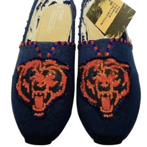 TOMS Womens Navy Classics Chicago Bears Custom Rhinestone Bling Shoes Size 9 Cover