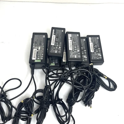 Lot of 8 - Genuine OEM HP 18.5V 3.5A 65W AC Charger for HP/Compaq DC359A - Image 1 of 4