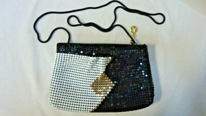 Schwarz, weiß und gold Metall Mesh Handtasche mit 19" schwarzem Metall Kettengriff. - Bild 1 von 7