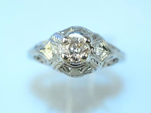 ANTIQUE ART DECO 18K WHITE GOLD FILIGREE DIAMOND RING .27 CARAT TW SIZE 7 - Picture 1 of 4