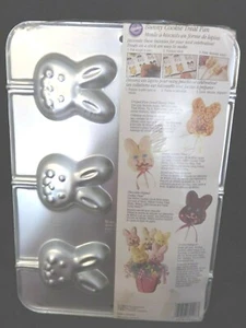Wilton Enterprises Easter Bunny Cookie Treat Pop Pan Baking Mold 1996 NEW - Picture 1 of 5