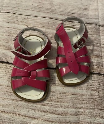 NEW Salt Water By Hoy Shiny Fuchsia Pink The Original Sandals Size 3 - Image 1 of 3