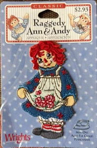 Wrights Raggedy Ann Figur Bügelbild Applikation Herz blau rot weiß 2" x 3,25" - Bild 1 von 2