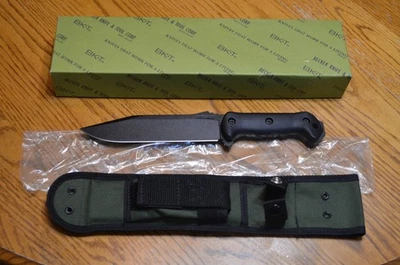 Cuchillo utilitario de combate BK&T Becker BK7 original de CAMILLUS Foto 1 de 4